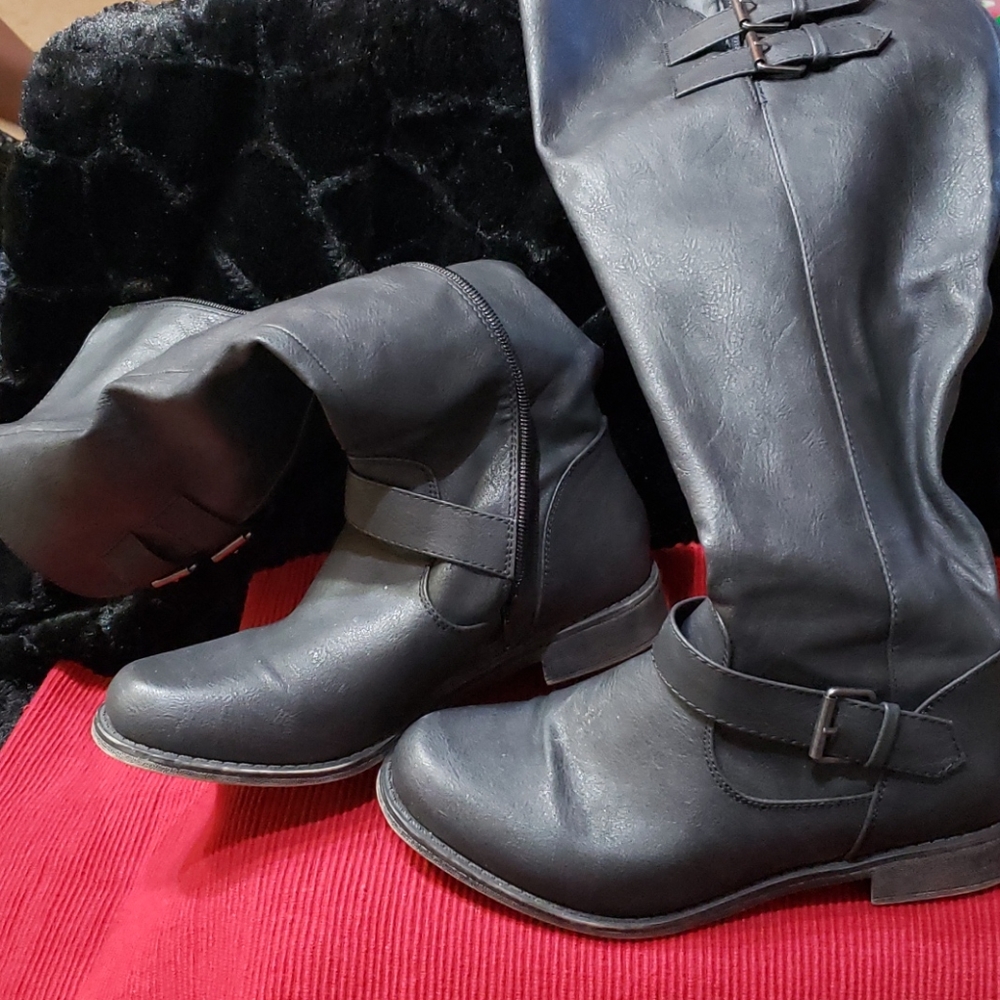 Boots with cut ankle buckle